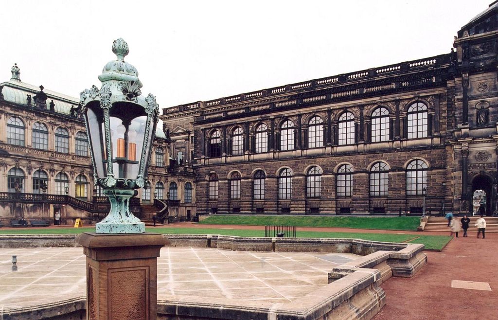 Gemäldegalerie Alte Meister Dresden: UV Schutzglas